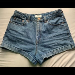 3/$16 Forever 21 Cuffed Jean Shorts Size 27